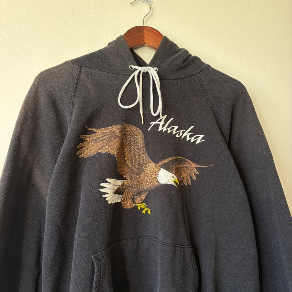 Vintage 80s Alaska Bald Eagle Hoodie Faded Black Raglan Sweatshirt Large